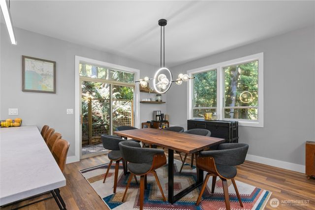 2 Rocky Ridge Drive, Bellingham, WA 98229