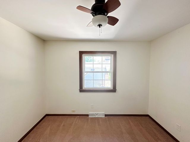 641 Webster Street, Algonquin, IL 60102