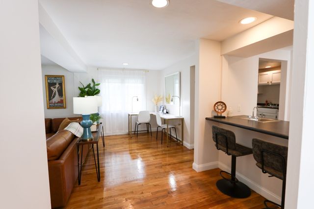 25 Jay St - C FURNISHED, Cambridge, MA 02139