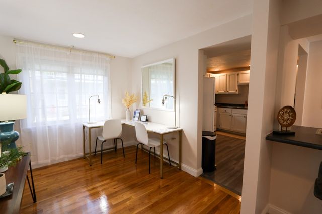 25 Jay St - C FURNISHED, Cambridge, MA 02139