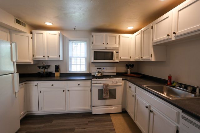 25 Jay St - C FURNISHED, Cambridge, MA 02139
