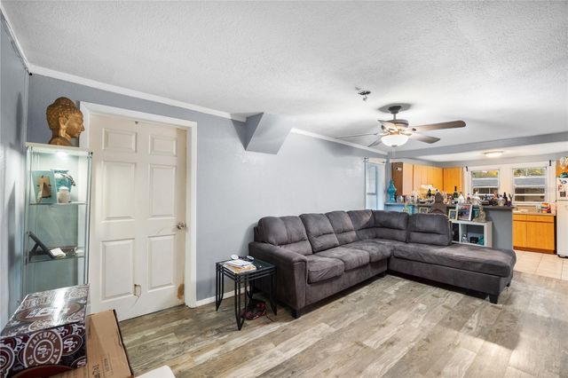 1510 E 99TH AVENUE, Tampa, FL 33612