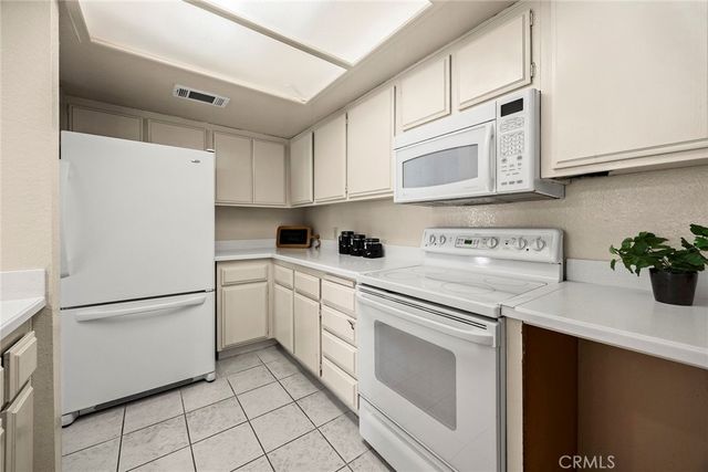 9001 Buckles Street 77, Downey, CA 90241