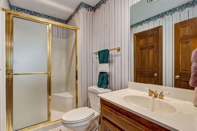 4810 N Red Hawk Circle, Springfield, MO 65803