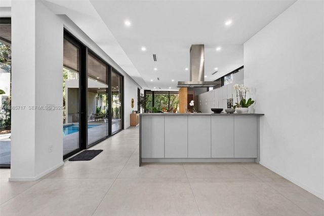 234 SW 22nd Rd, Miami, FL 33129