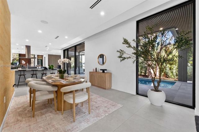 234 SW 22nd Rd, Miami, FL 33129