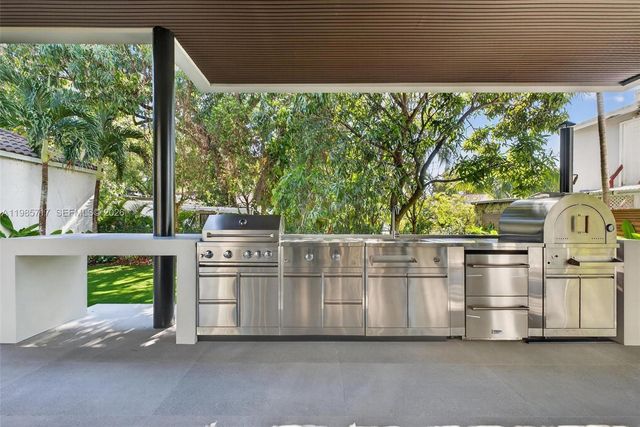 234 SW 22nd Rd, Miami, FL 33129