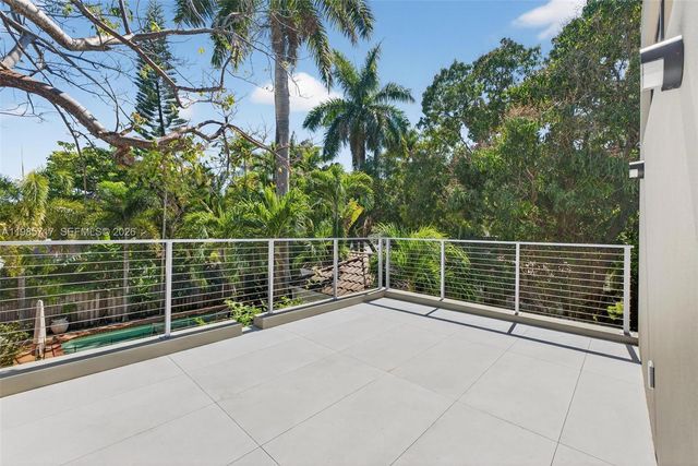 234 SW 22nd Rd, Miami, FL 33129