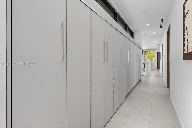 234 SW 22nd Rd, Miami, FL 33129