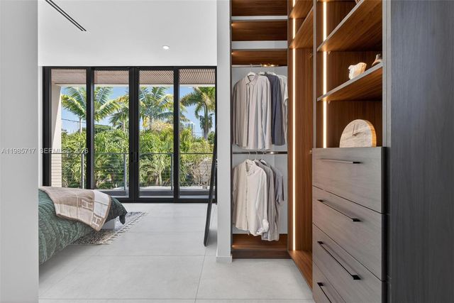 234 SW 22nd Rd, Miami, FL 33129