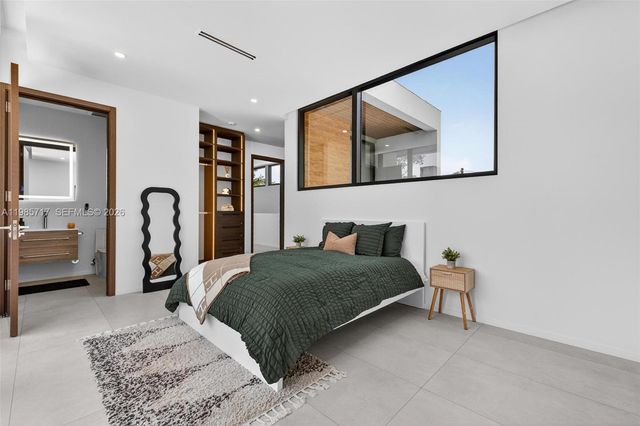 234 SW 22nd Rd, Miami, FL 33129