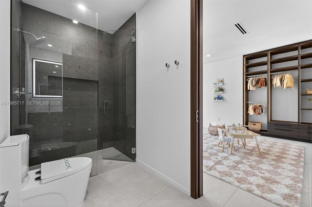 234 SW 22nd Rd, Miami, FL 33129