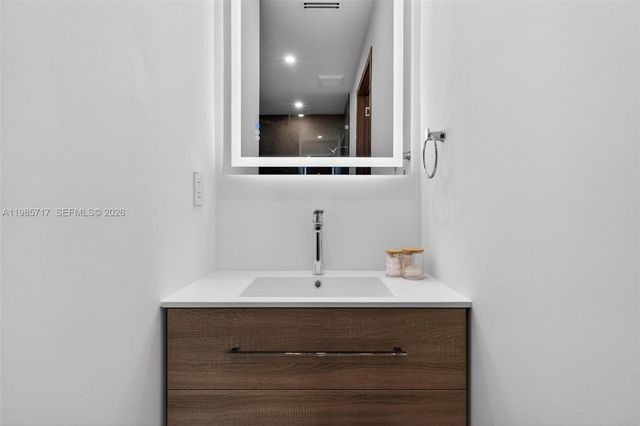 234 SW 22nd Rd, Miami, FL 33129