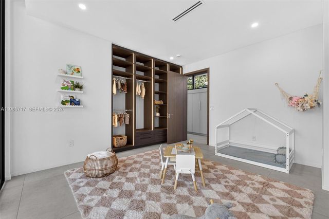 234 SW 22nd Rd, Miami, FL 33129