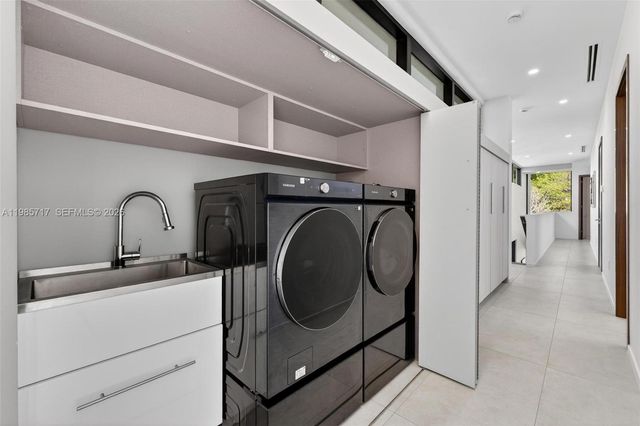 234 SW 22nd Rd, Miami, FL 33129