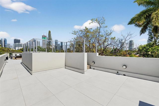 234 SW 22nd Rd, Miami, FL 33129