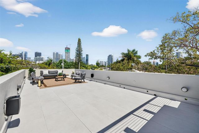 234 SW 22nd Rd, Miami, FL 33129