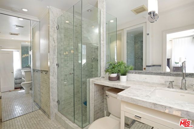 6538 Cahuenga Terrace, Los Angeles, CA 90068