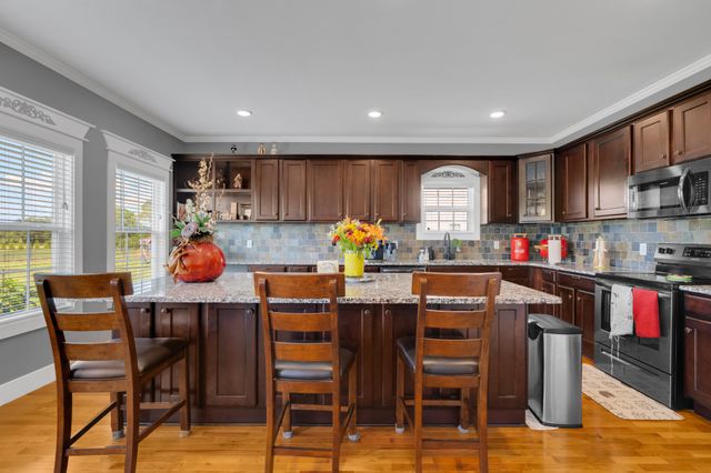 90 Pine Bluff Rd, Winchester, TN 37398