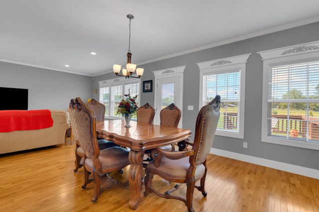 90 Pine Bluff Rd, Winchester, TN 37398