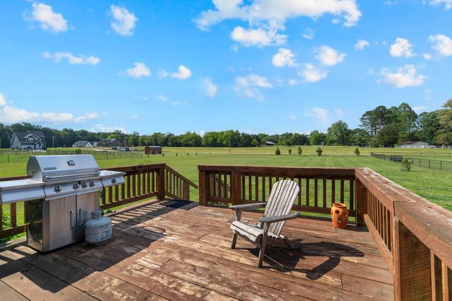 90 Pine Bluff Rd, Winchester, TN 37398