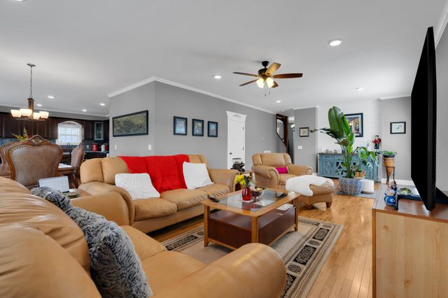 90 Pine Bluff Rd, Winchester, TN 37398