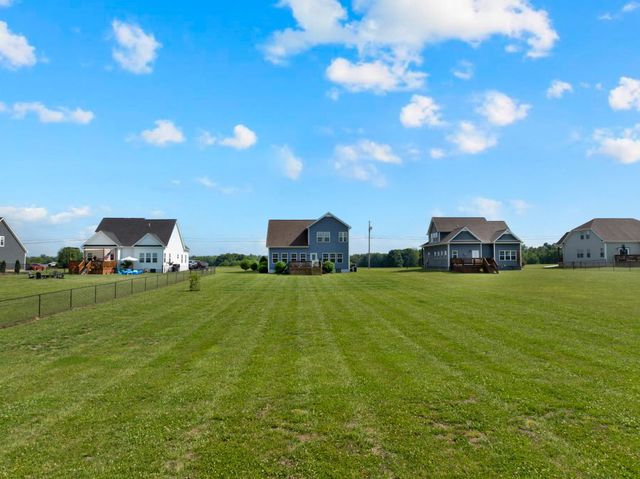 90 Pine Bluff Rd, Winchester, TN 37398