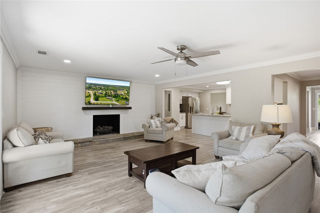 607 W Quincy Road, Seneca, SC 29678