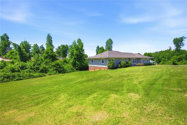 607 W Quincy Road, Seneca, SC 29678