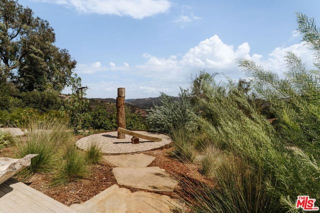 225 Powderhorn Ranch Road, Topanga, CA 90290