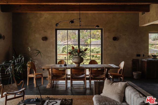 225 Powderhorn Ranch Road, Topanga, CA 90290