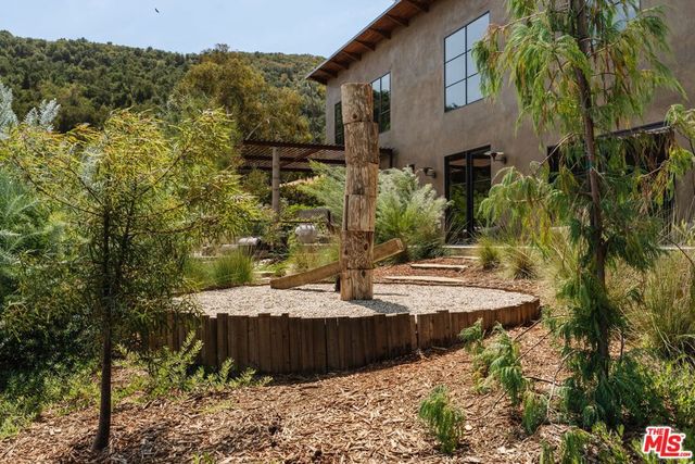 225 Powderhorn Ranch Road, Topanga, CA 90290
