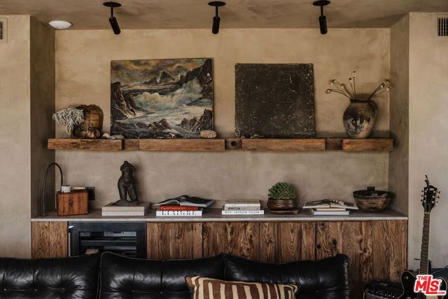 225 Powderhorn Ranch Road, Topanga, CA 90290