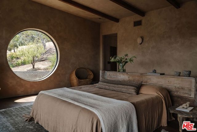 225 Powderhorn Ranch Road, Topanga, CA 90290