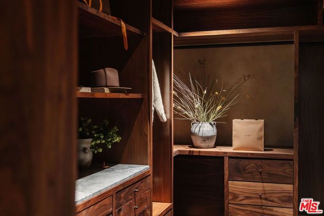 225 Powderhorn Ranch Road, Topanga, CA 90290