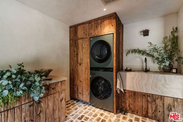 225 Powderhorn Ranch Road, Topanga, CA 90290