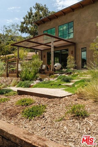 225 Powderhorn Ranch Road, Topanga, CA 90290