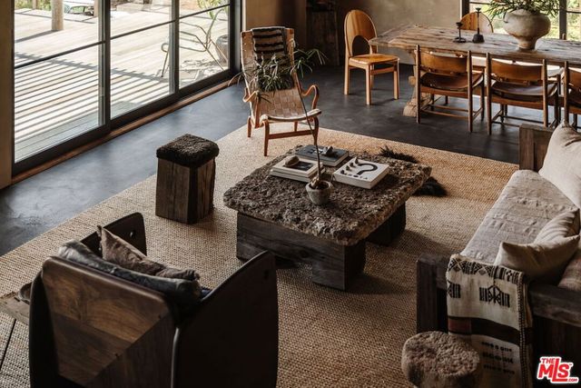 225 Powderhorn Ranch Road, Topanga, CA 90290