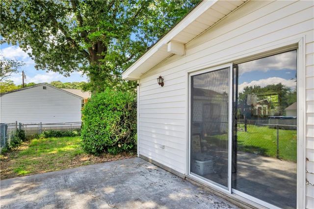 507 Brentwood DR, Newport News, VA 23601