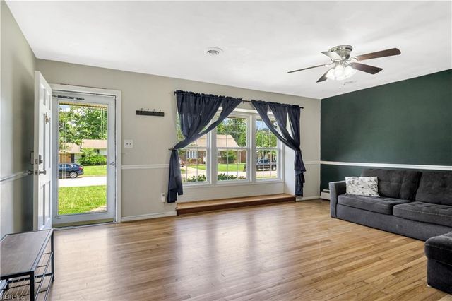 507 Brentwood DR, Newport News, VA 23601