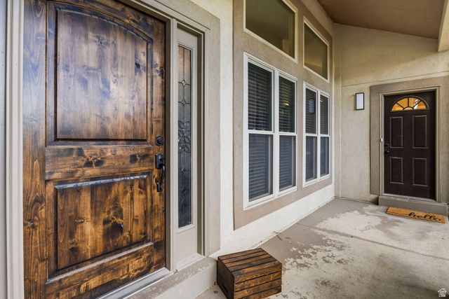 4129 W DONIBRISTLE CIR, South Jordan, UT 84009