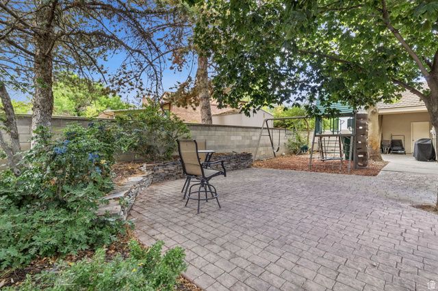 4129 W DONIBRISTLE CIR, South Jordan, UT 84009