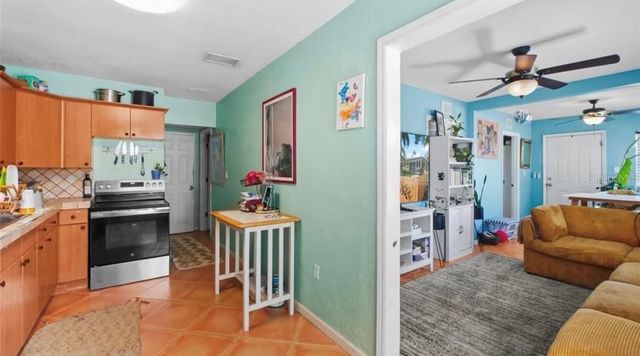 1403 52ND STREET S, Gulfport, FL 33707