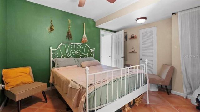 1403 52ND STREET S, Gulfport, FL 33707