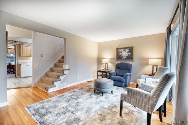 20 Lucille Drive, Cheektowaga, NY 14225