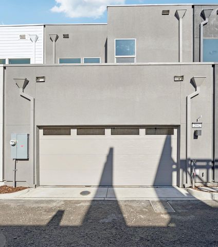 2048 Odin Walk, Sacramento, CA 95835