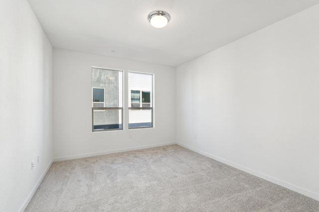 2048 Odin Walk, Sacramento, CA 95835