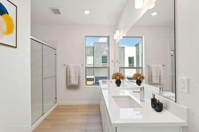 2048 Odin Walk, Sacramento, CA 95835