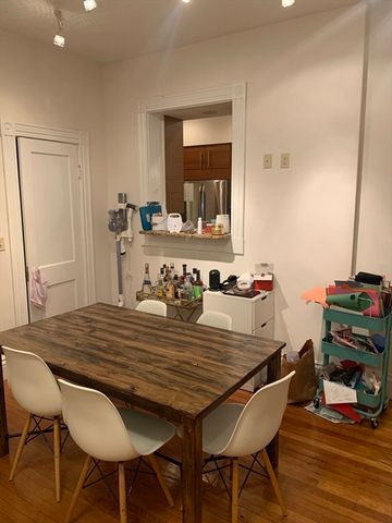 17 Gibbs Street 1, Brookline, MA 02446