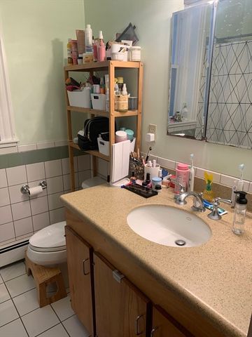 17 Gibbs Street 1, Brookline, MA 02446